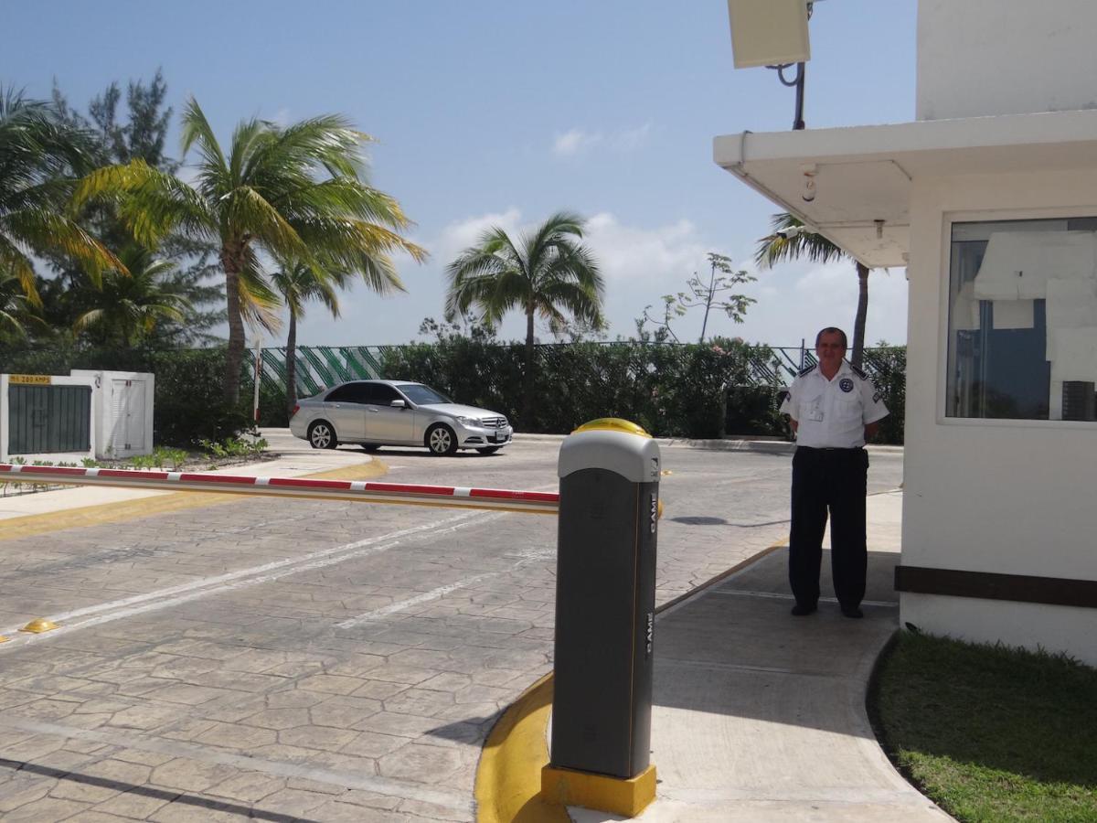 Amara Cancun Beachfront Condo Экстерьер фото