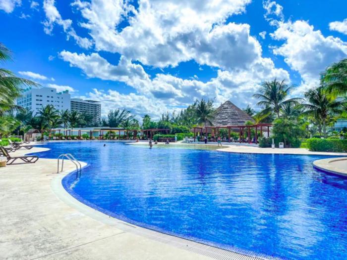 Amara Cancun Beachfront Condo Экстерьер фото
